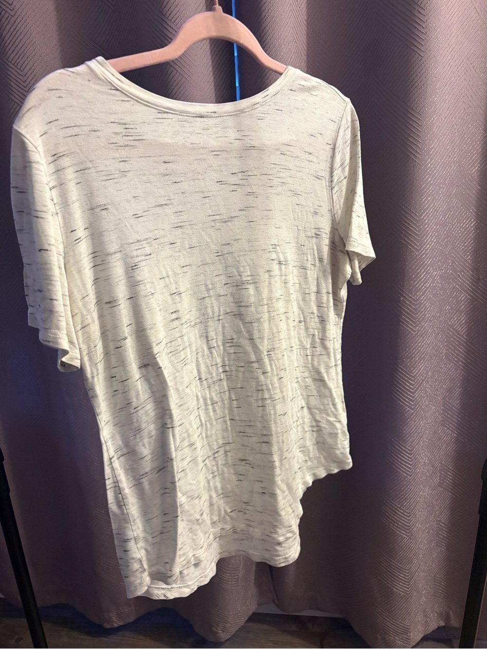Light Heathered White Women’s Tee